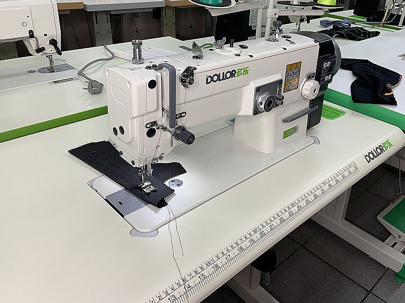DOLLOR Y6-1530D